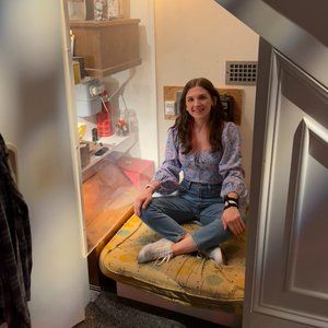 Meet your Posher, Hannah